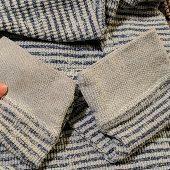 🐈Volcom‎ hoodie🐈 - Picture 8 of 8